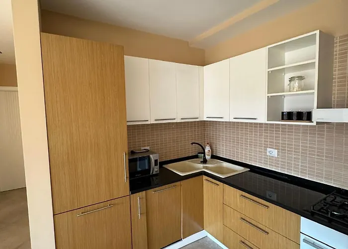 Merasi Διαμέρισμα Τίρανα